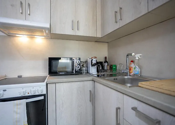 Apartment Center *